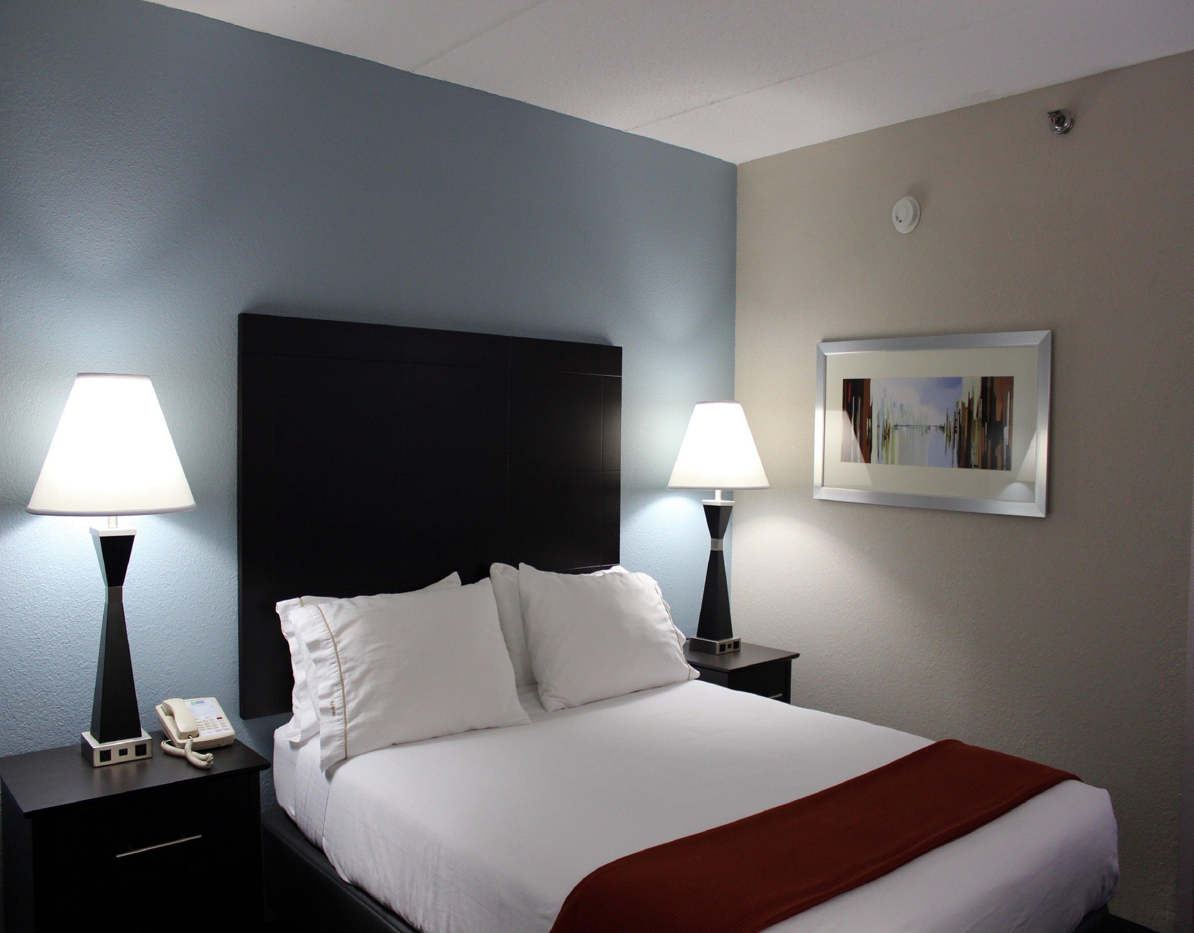 Holiday Inn Express Forsyth By Ihg Екстериор снимка
