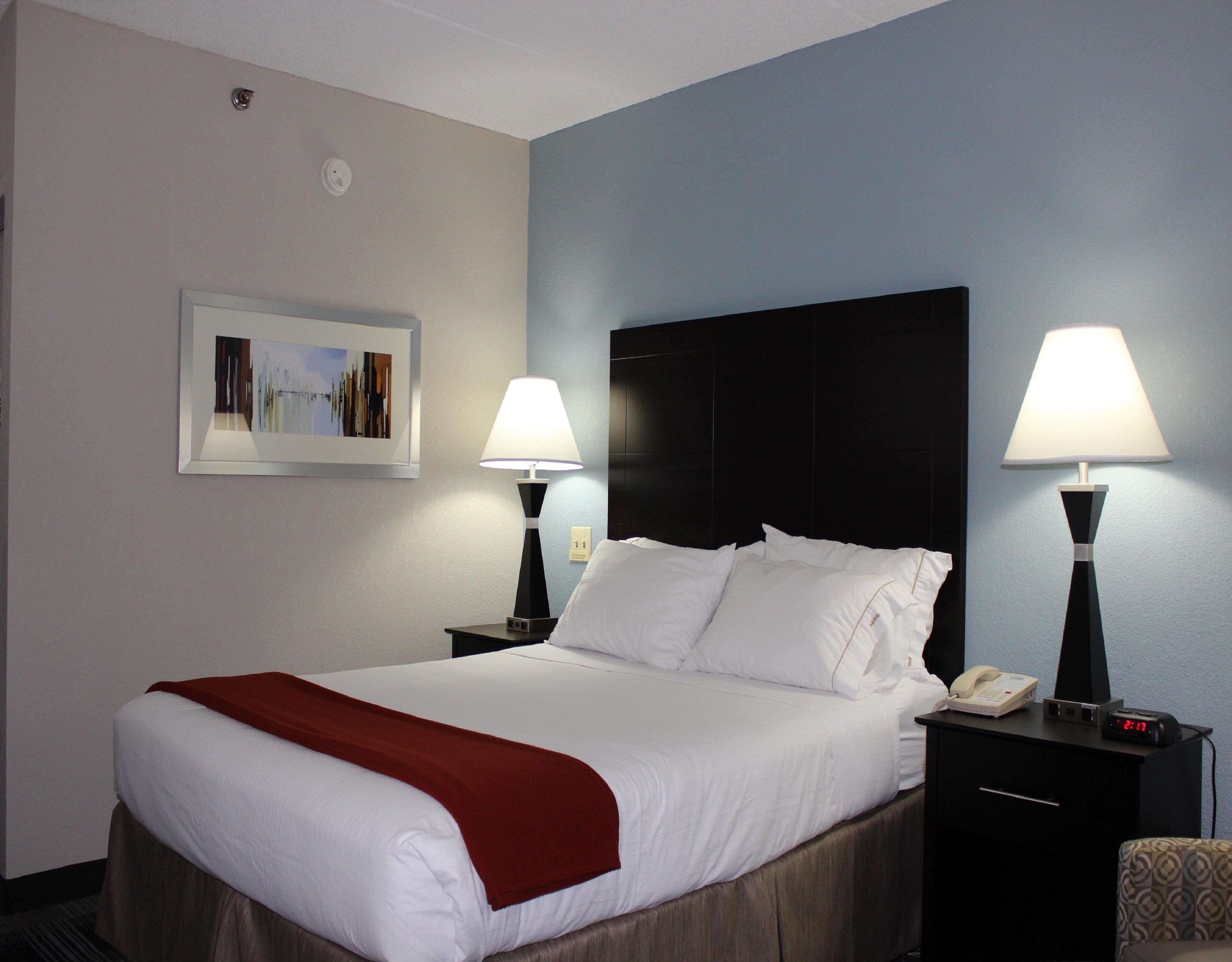 Holiday Inn Express Forsyth By Ihg Екстериор снимка