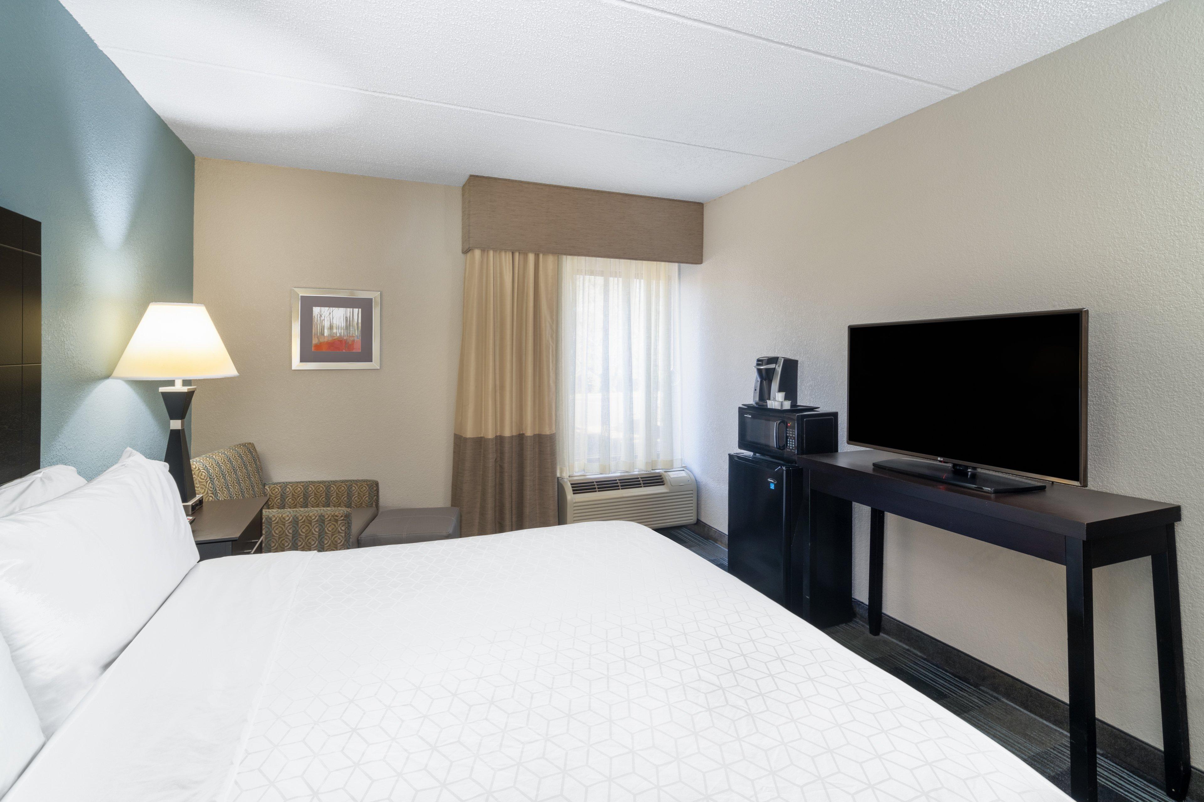 Holiday Inn Express Forsyth By Ihg Екстериор снимка