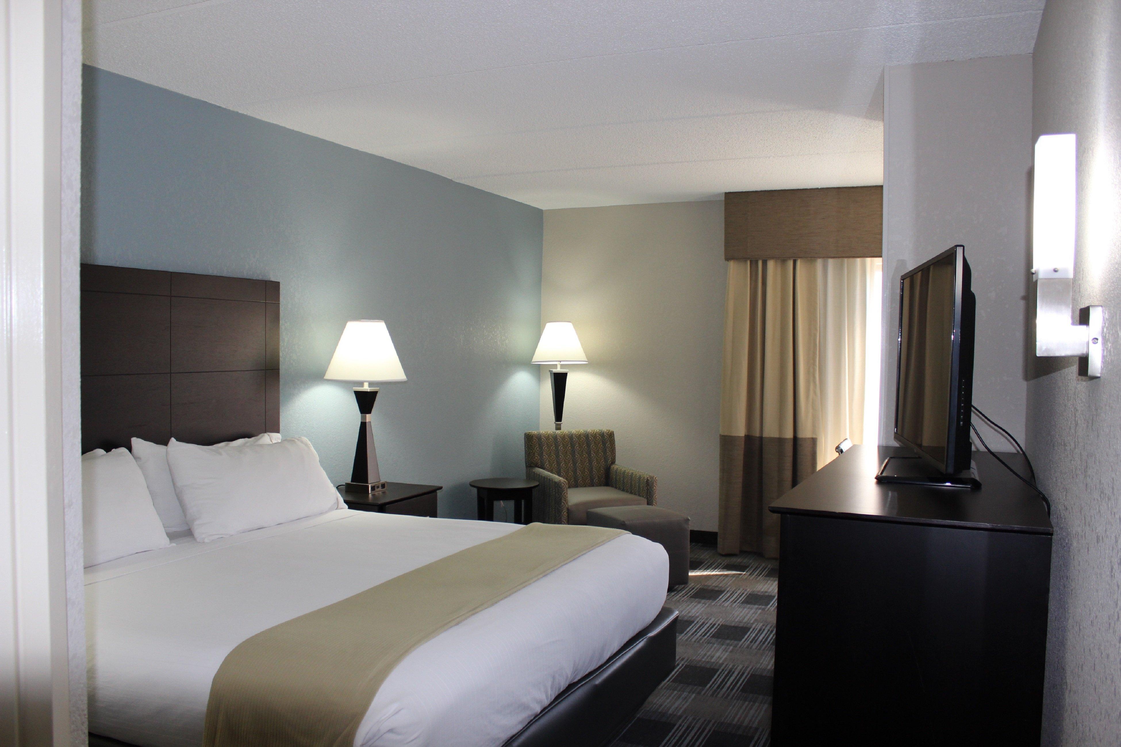 Holiday Inn Express Forsyth By Ihg Екстериор снимка