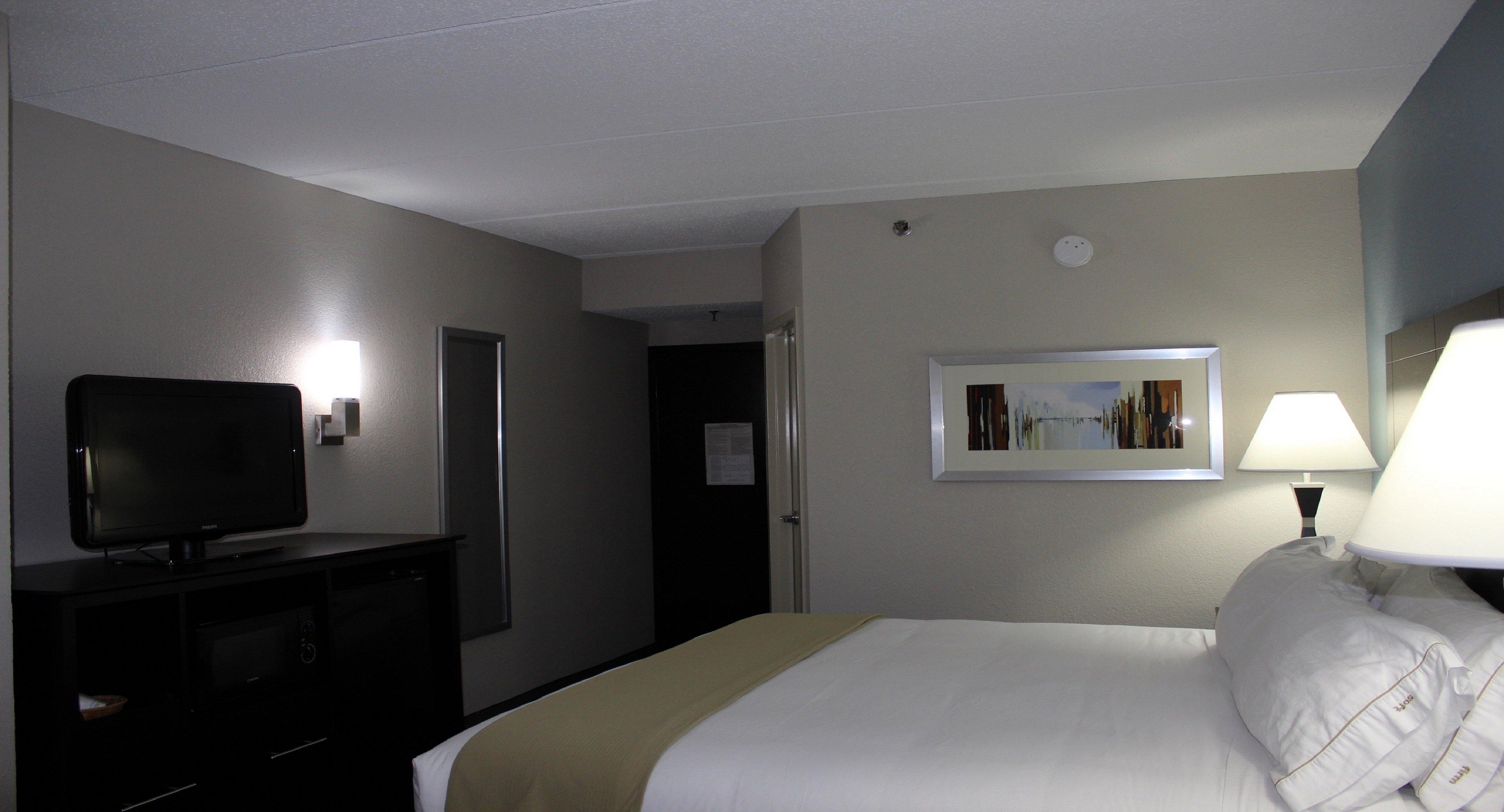 Holiday Inn Express Forsyth By Ihg Екстериор снимка